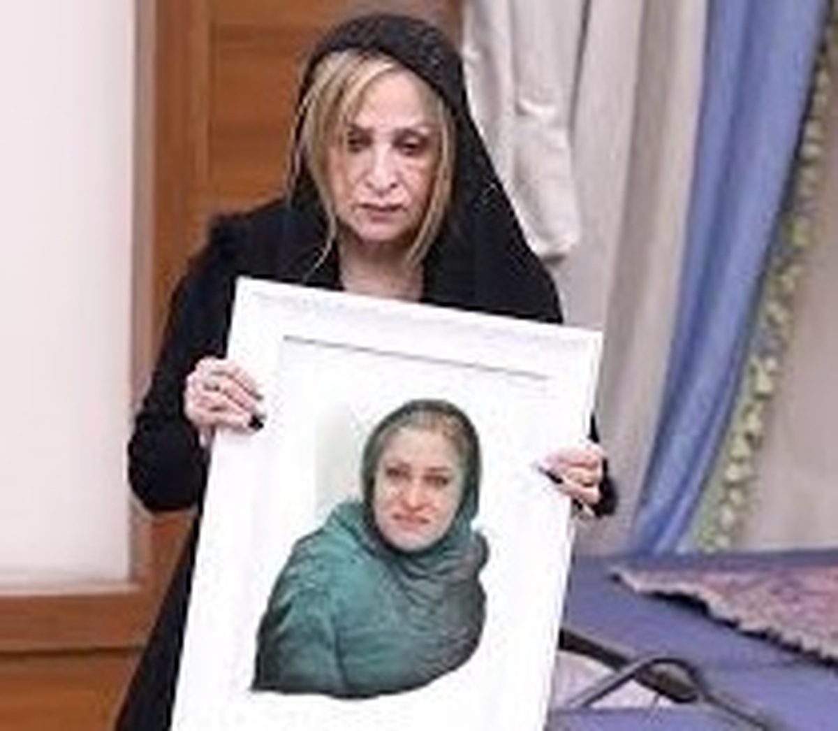 نقد مادر شیده لالمی بر نومیدی برخی روزنامه‌نگاران: قبح مرگ (خودکُشی) را نشکنید