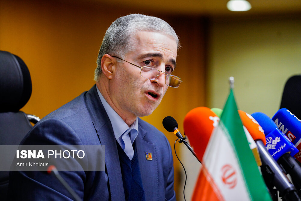 هیچ کمبودی در تأمین نان وجود ندارد/ آغاز فعالیت نانوایی‌های سیار طی روزهای آینده