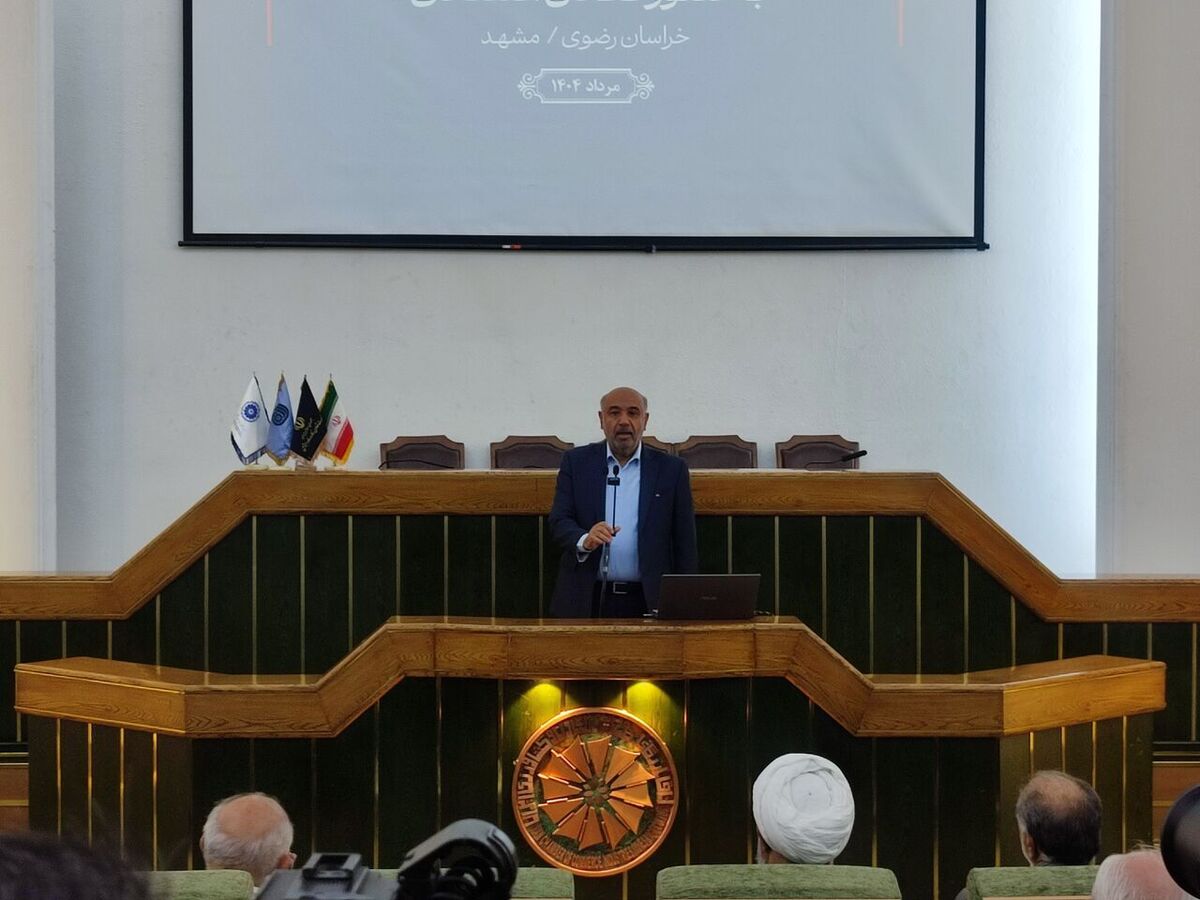 وزیر کار: عادلانه نیست که فرد ۴۰ یا ۵۰ ساله بازنشسته شود، بعد حق بیمه ندهد و دوباره وارد بازار کار شود