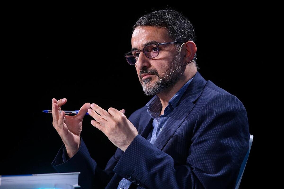 واکنش یک عضو کمیسیون امنیت ملی به سخنان رسایی درباره شورای دفاع/ اینکه بگویند به‌دلیل تشکیل این شورا، مجلس بی‌خاصیت می‌شود، قرائت انحرافی است