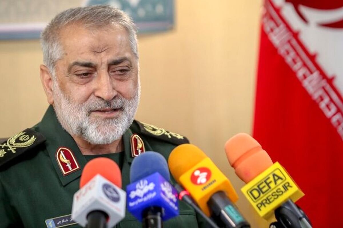 سخنگوی ارشد نیروهای مسلح: قاطعانه به هر تجاوزی پاسخ می‌دهیم/ ابتکار عمل در دست نیروهای مسلح ایران است