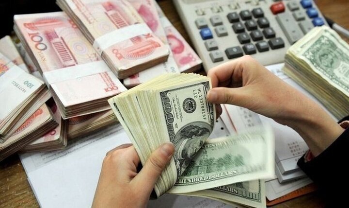 فروش ارز سهمیه‌ای فقط در ۳ بانک!/ شرط فروش چیست؟