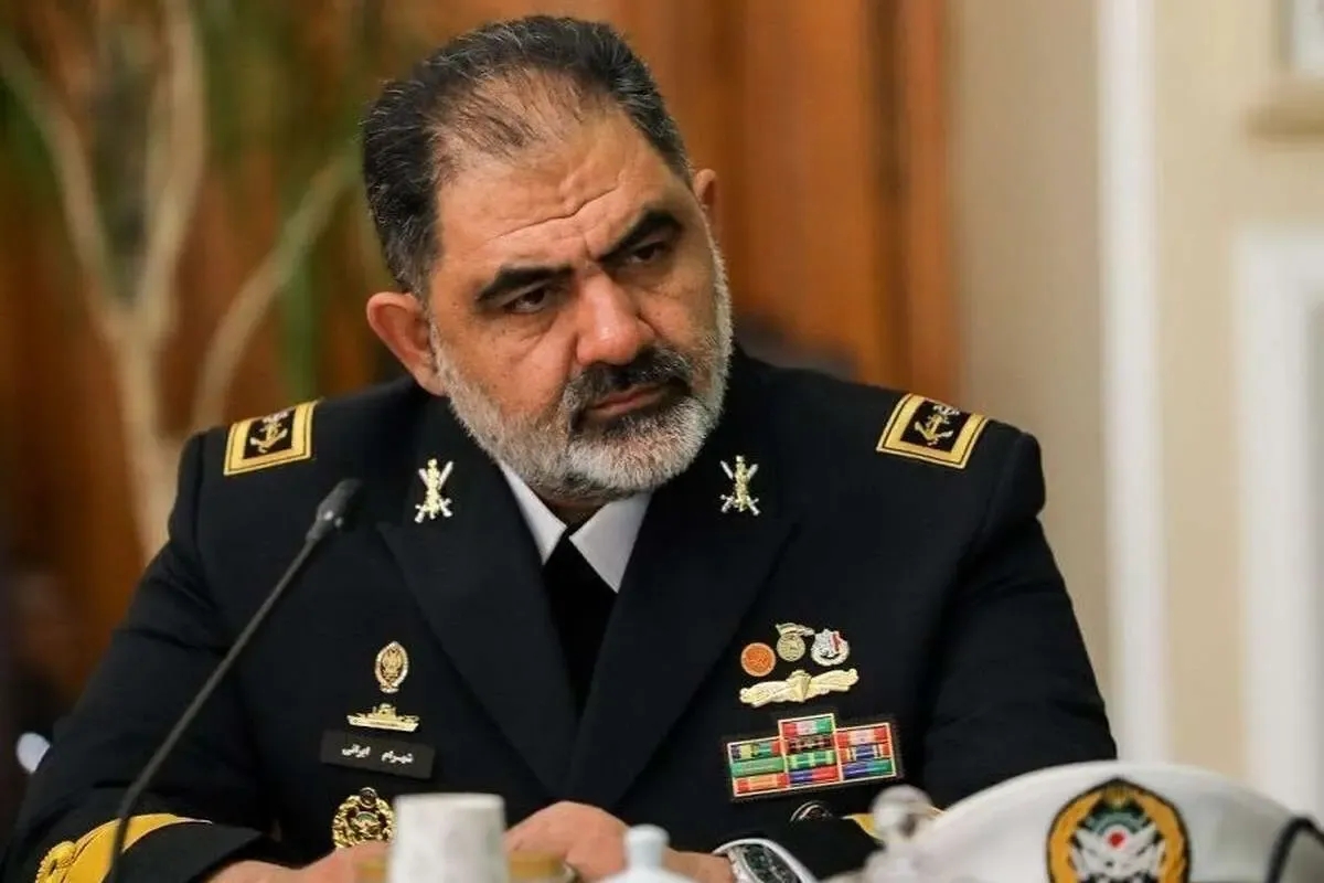 دریادار ایرانی: فکر می‌کنید با شهادت کارکنان نیروی دریایی متوقف می‌شویم؟ سخت در اشتباهید